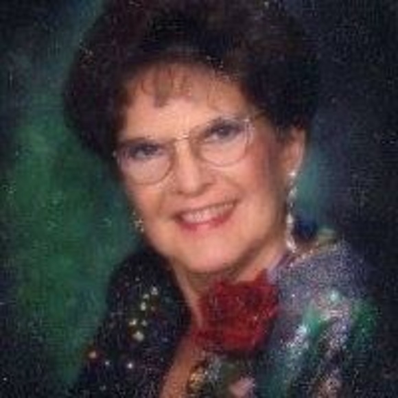 Meet your Posher, Lois - Picture 1 of 1